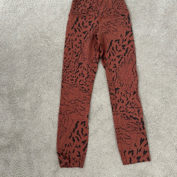 Lululemon align 23” camo contour - Picture 1 of 5